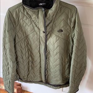 Women’s hunter green north face